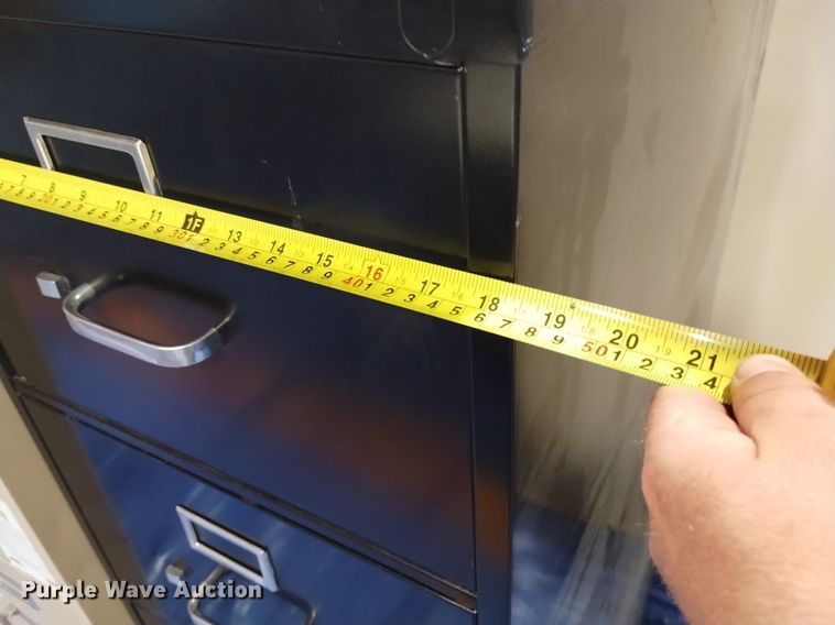 image for item EO9913 (31) file cabinets