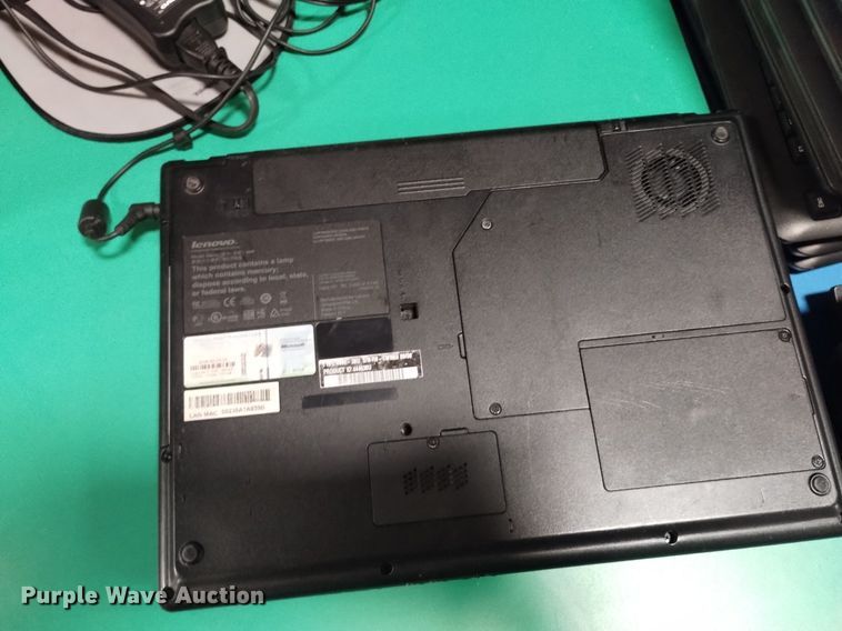 image for item EO9917 (8) laptops