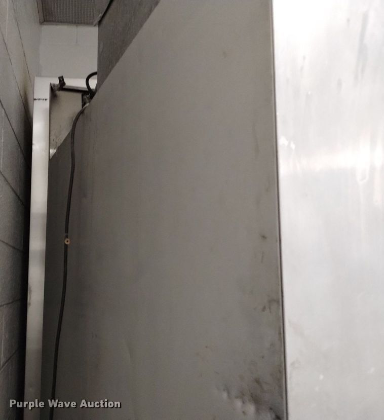 image for item EO9922 Refrigerator