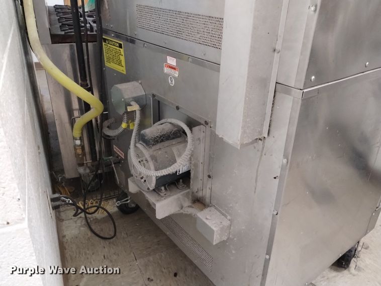 image for item EO9925 1969 Vulcan  double oven