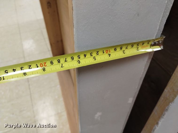 image for item EO9927 (4) wood risers