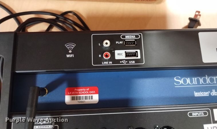 image for item EO9933 Soundcraft Ui16  mixer