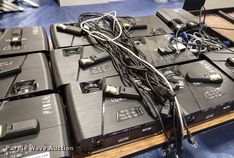 image for item EO9935 (11) 2017 ViewSonic PJ5255 projectors