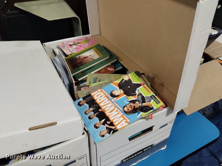 image for item EO9939 (15) boxes of books