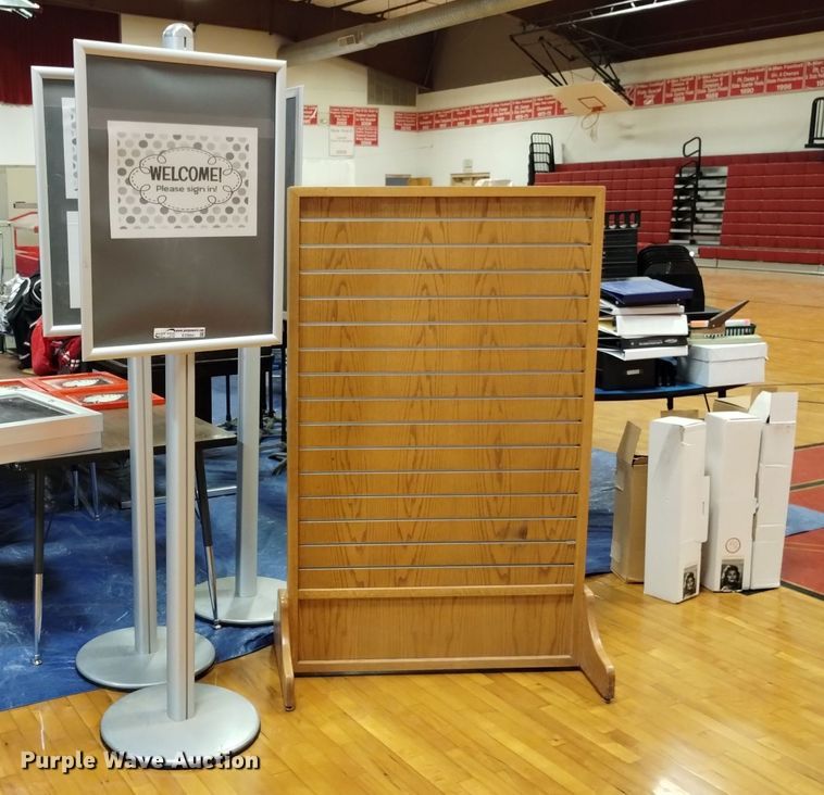 image for item EO9941 (5) message boards