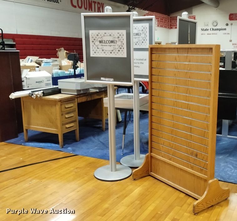 image for item EO9941 (5) message boards