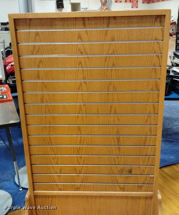 image for item EO9941 (5) message boards