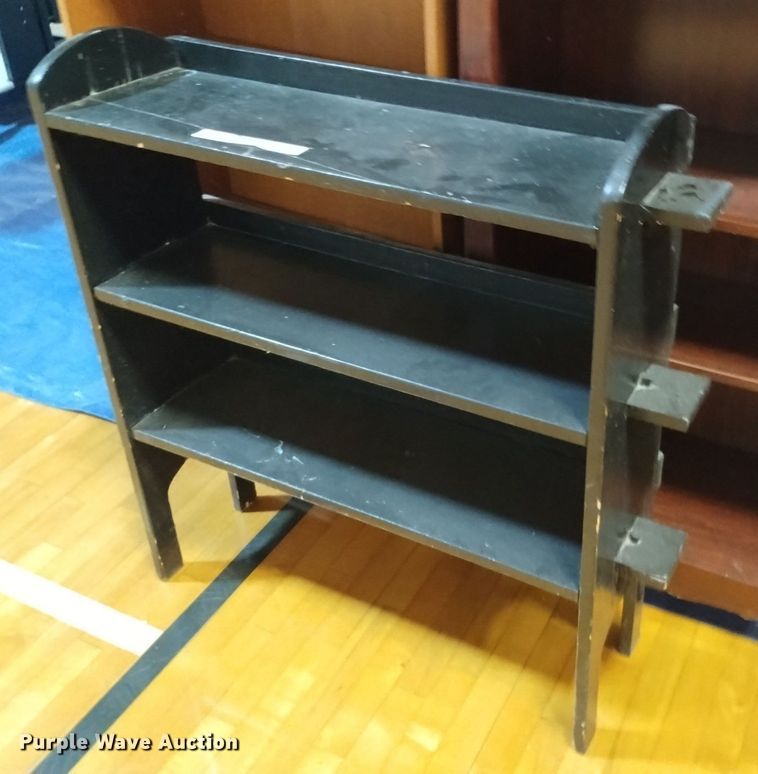 image for item EO9943 (4) wood shelves