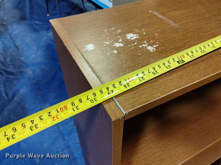 image for item EO9943 (4) wood shelves