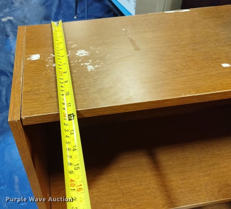 image for item EO9943 (4) wood shelves