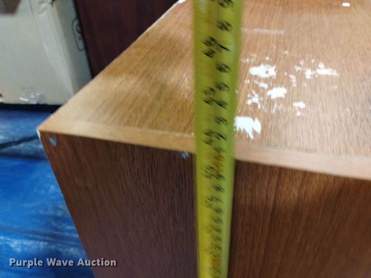 image for item EO9943 (4) wood shelves