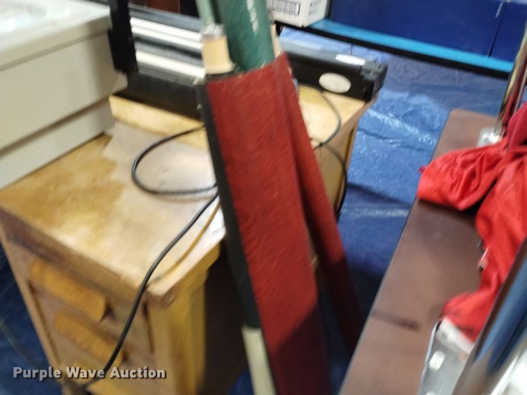 image for item EO9951 Office supplies and equipment