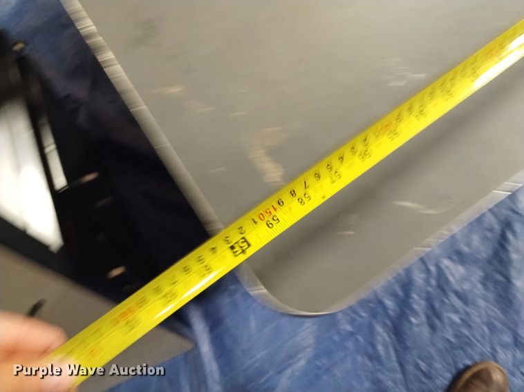 image for item EO9952 (6) desks