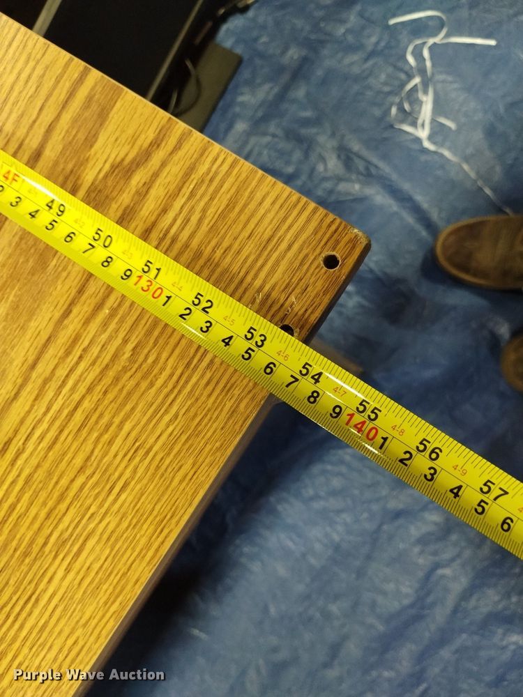 image for item EO9953 (5) desks