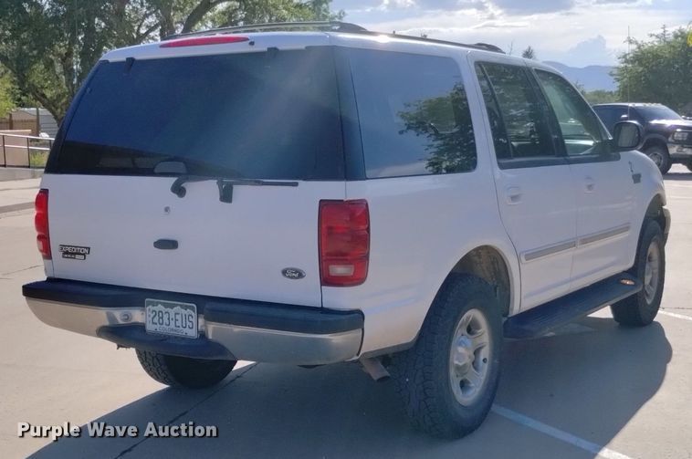 image for item EO9954 1999 Ford Expedition  SUV