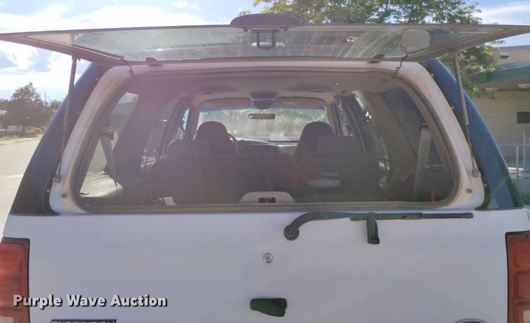 image for item EO9954 1999 Ford Expedition  SUV