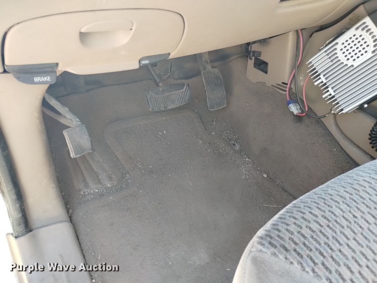 image for item EO9954 1999 Ford Expedition  SUV