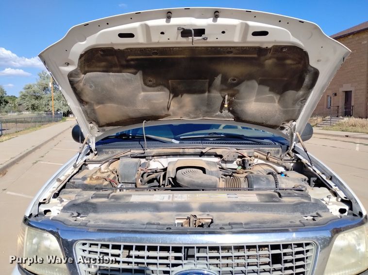 image for item EO9954 1999 Ford Expedition  SUV