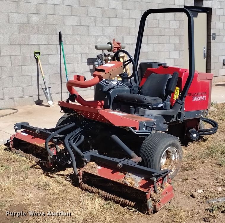 image for item EO9956 Toro Reelmaster 3100-D  reel mower