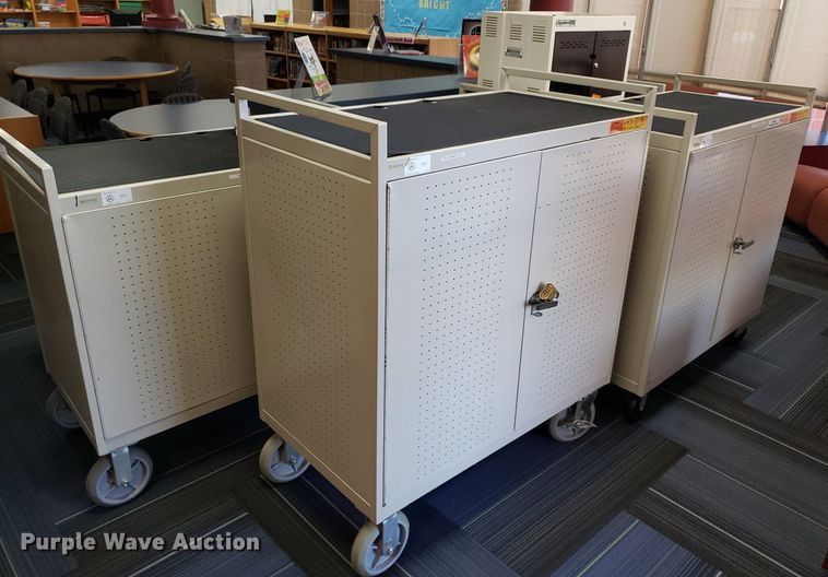 image for item IP9410 (6) charging stations