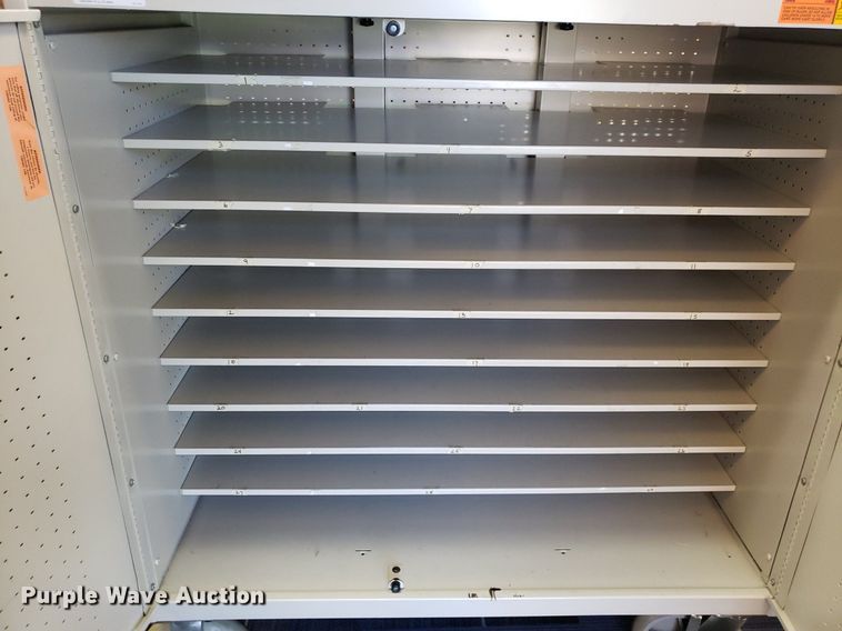 image for item IP9410 (6) charging stations