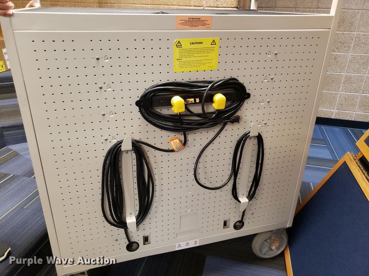 image for item IP9410 (6) charging stations