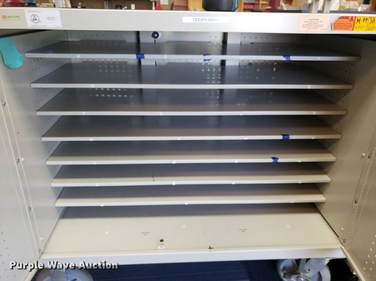 image for item IP9410 (6) charging stations