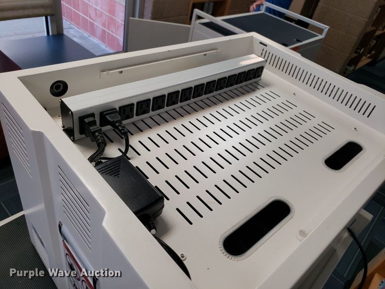 image for item IP9410 (6) charging stations