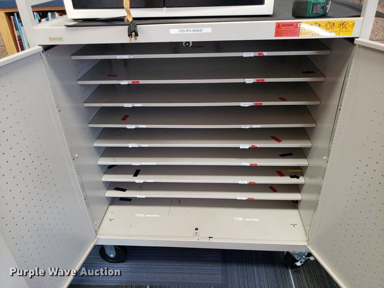 image for item IP9410 (6) charging stations