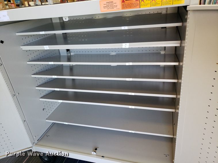 image for item IP9410 (6) charging stations