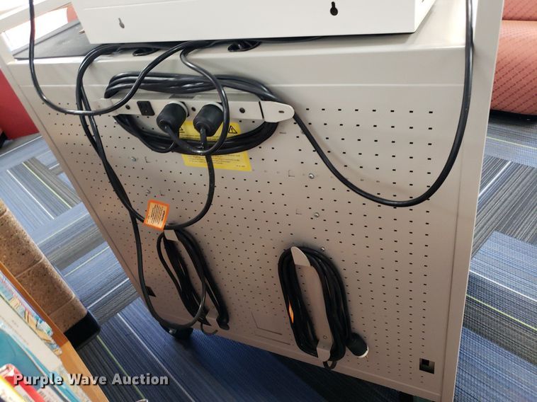 image for item IP9410 (6) charging stations