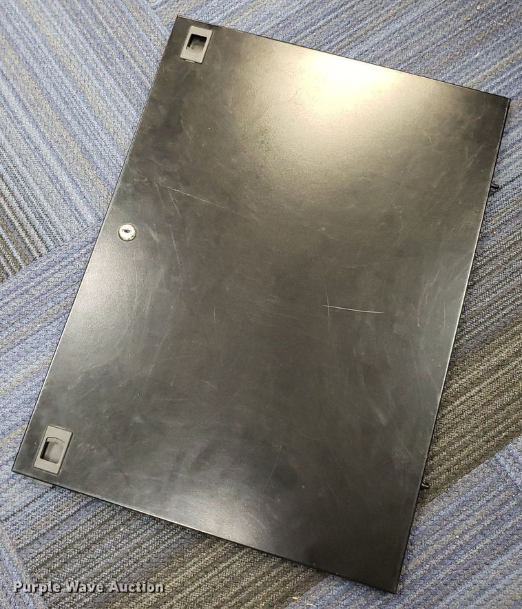 image for item IP9410 (6) charging stations