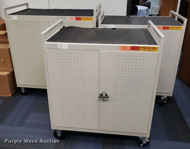 image for item IP9411 (7) charging stations