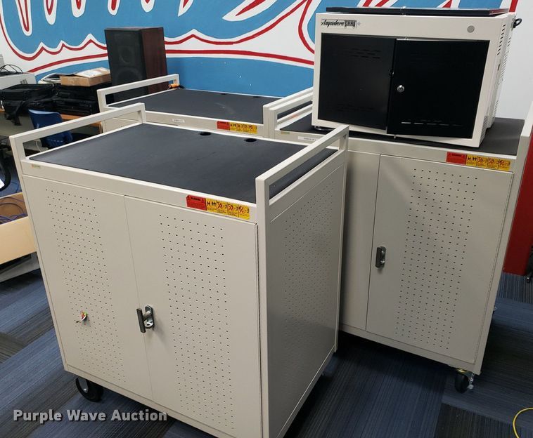 image for item IP9411 (7) charging stations