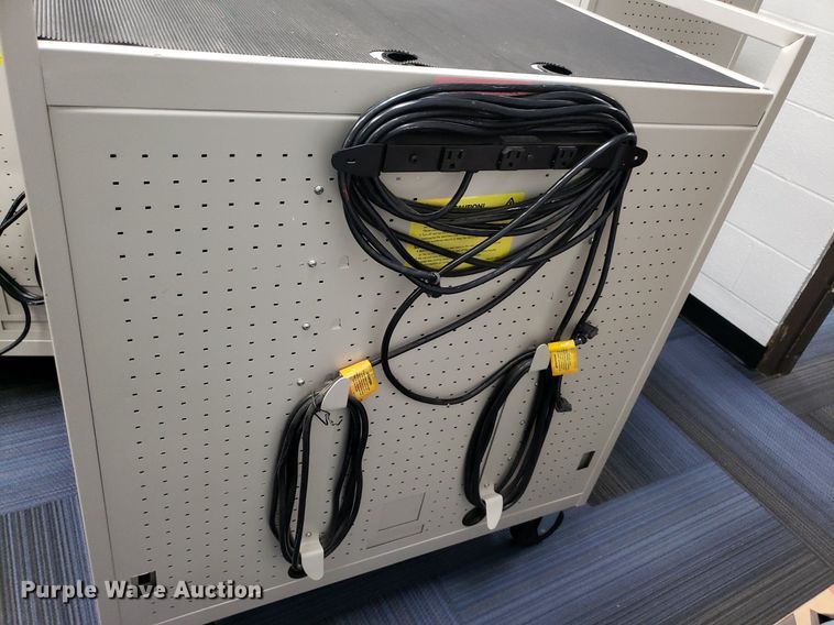 image for item IP9411 (7) charging stations