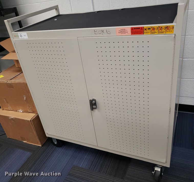 image for item IP9411 (7) charging stations