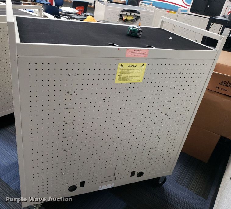 image for item IP9411 (7) charging stations