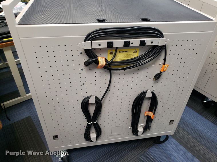 image for item IP9411 (7) charging stations