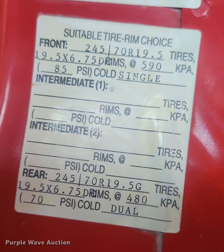 image for item IQ9805 2005 GMC C5500  utility / service truck