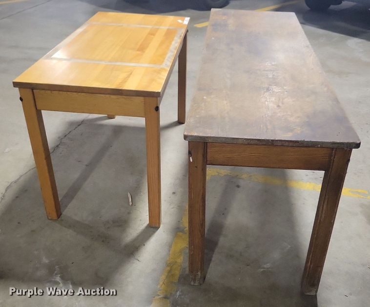 image for item IQ9806 (2) tables