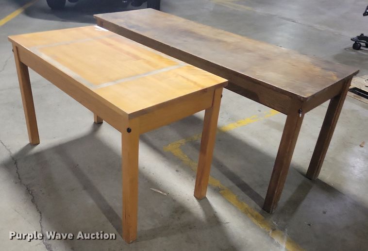 image for item IQ9806 (2) tables