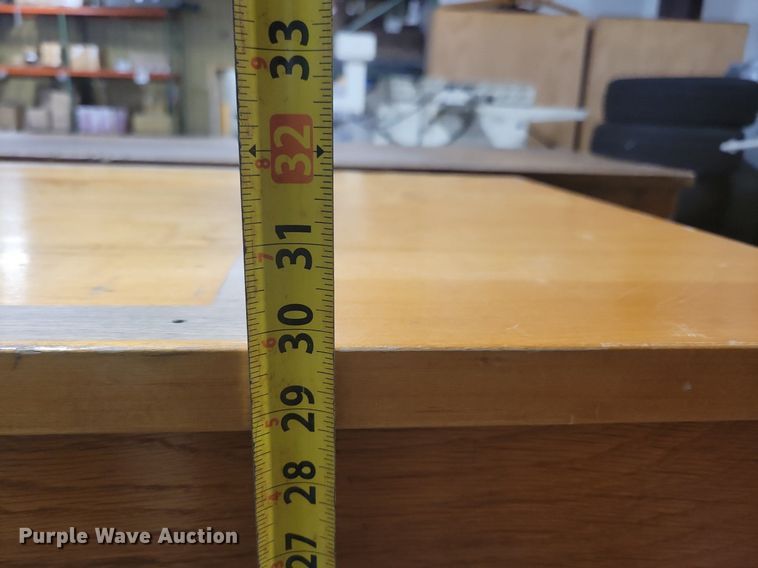 image for item IQ9806 (2) tables