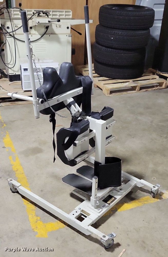 image for item IQ9808 Easy Pivot EP-81  patient lift