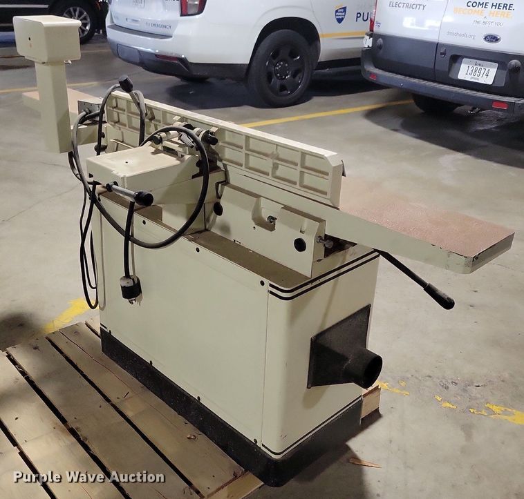 image for item IQ9810 2016 Shop Fox W1741SW  jointer