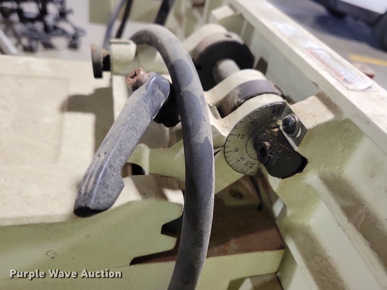 image for item IQ9810 2016 Shop Fox W1741SW  jointer