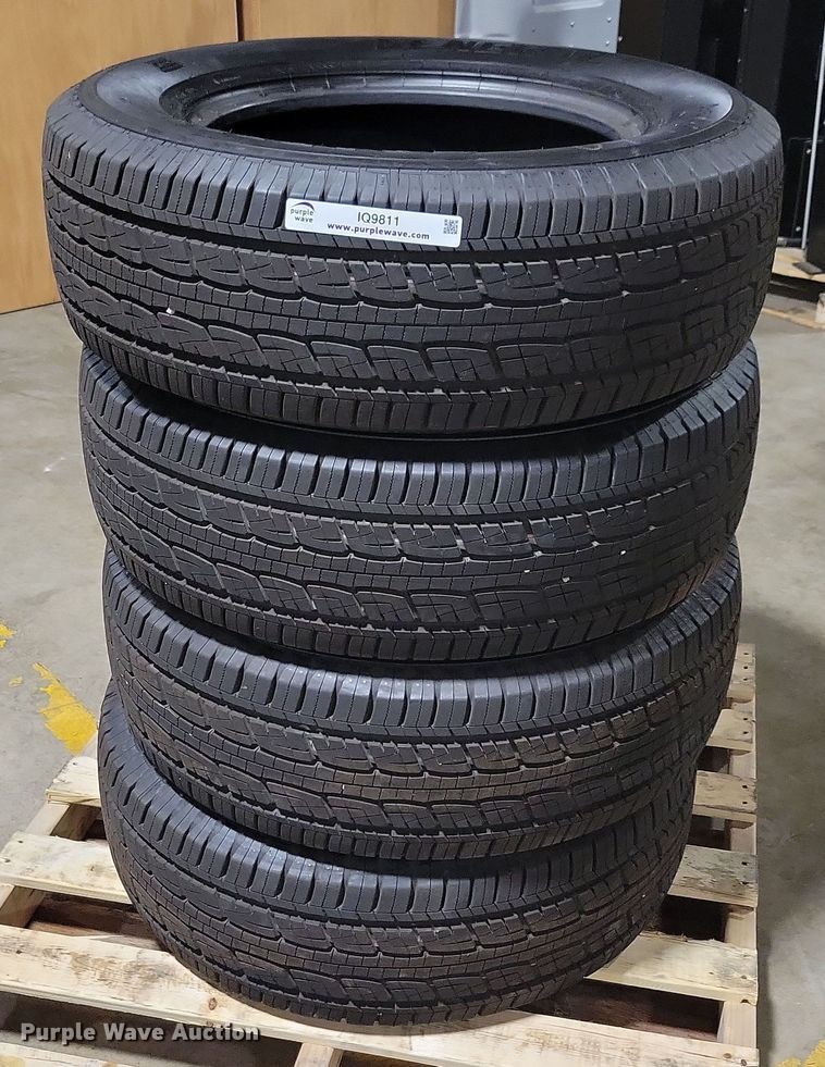 image for item IQ9811 (4) Graber HTS LT275/65R18 tires