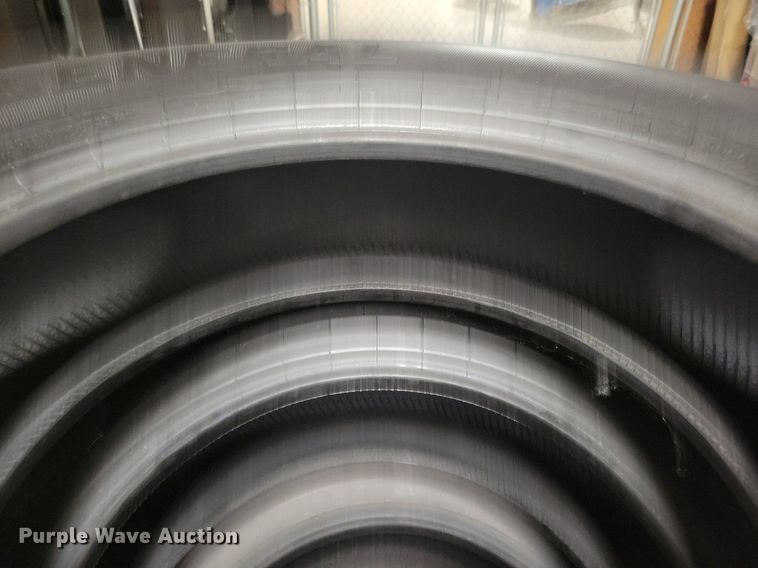 image for item IQ9811 (4) Graber HTS LT275/65R18 tires