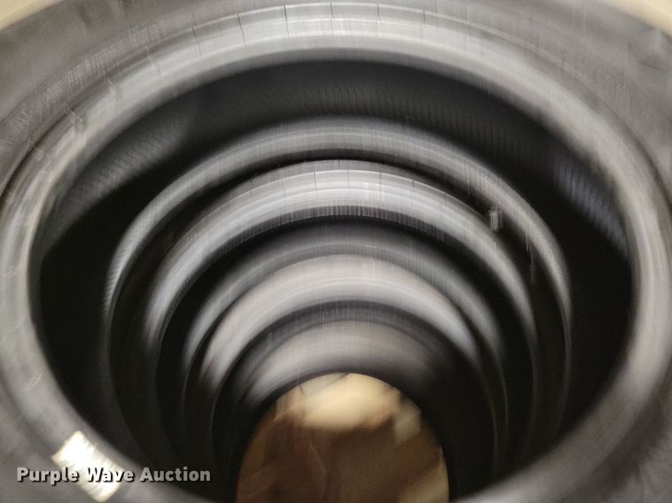 image for item IQ9811 (4) Graber HTS LT275/65R18 tires