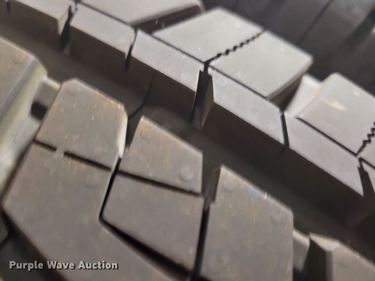 image for item IQ9811 (4) Graber HTS LT275/65R18 tires