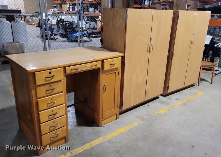 image for item IQ9814 Furniture